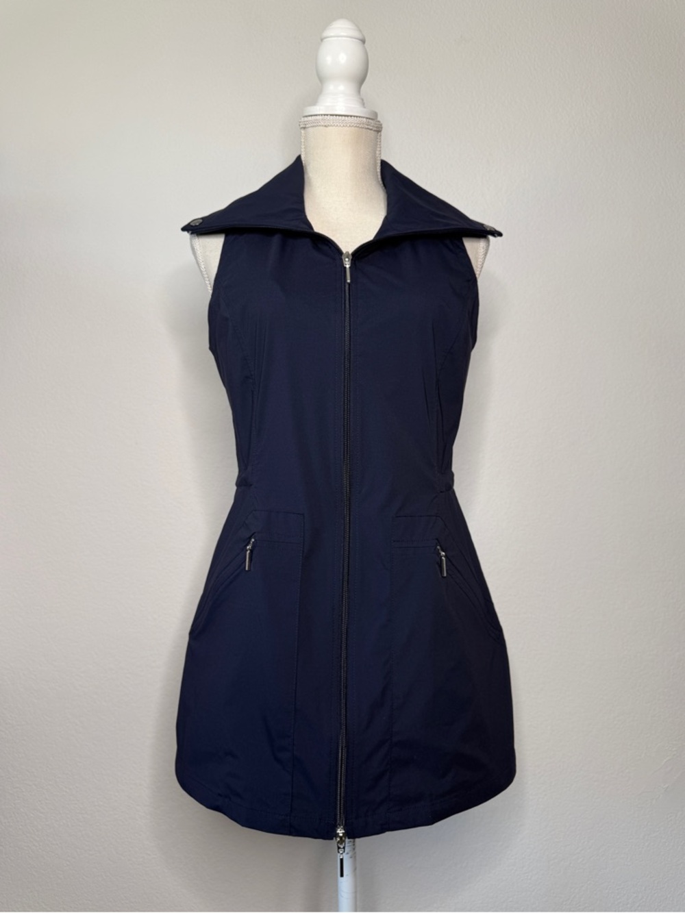 Anatomie Vest Delaney Navy Zip Front Collar Pockets Polyamide Blend NWT Size XS